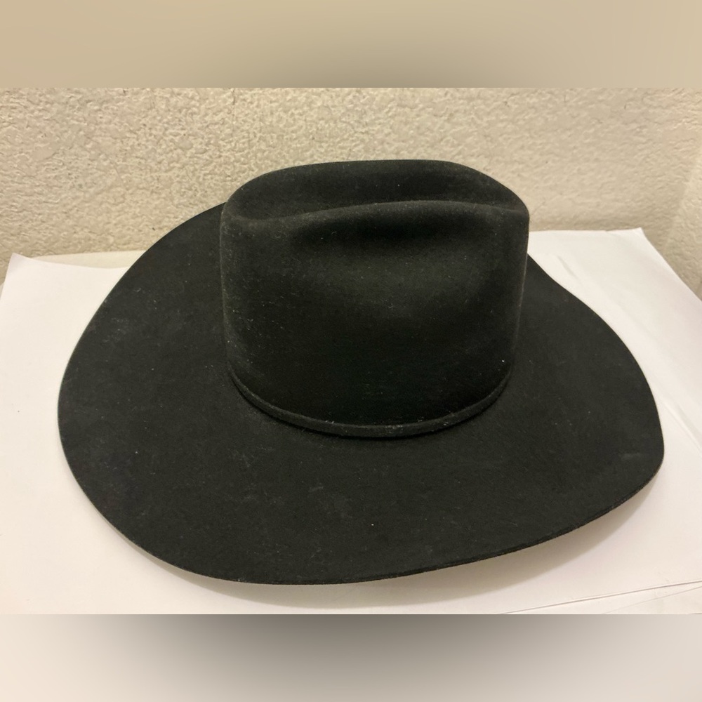30X Beaver Black Felt with Leather Sweatband  Black Cowboy Hat. Size 7.